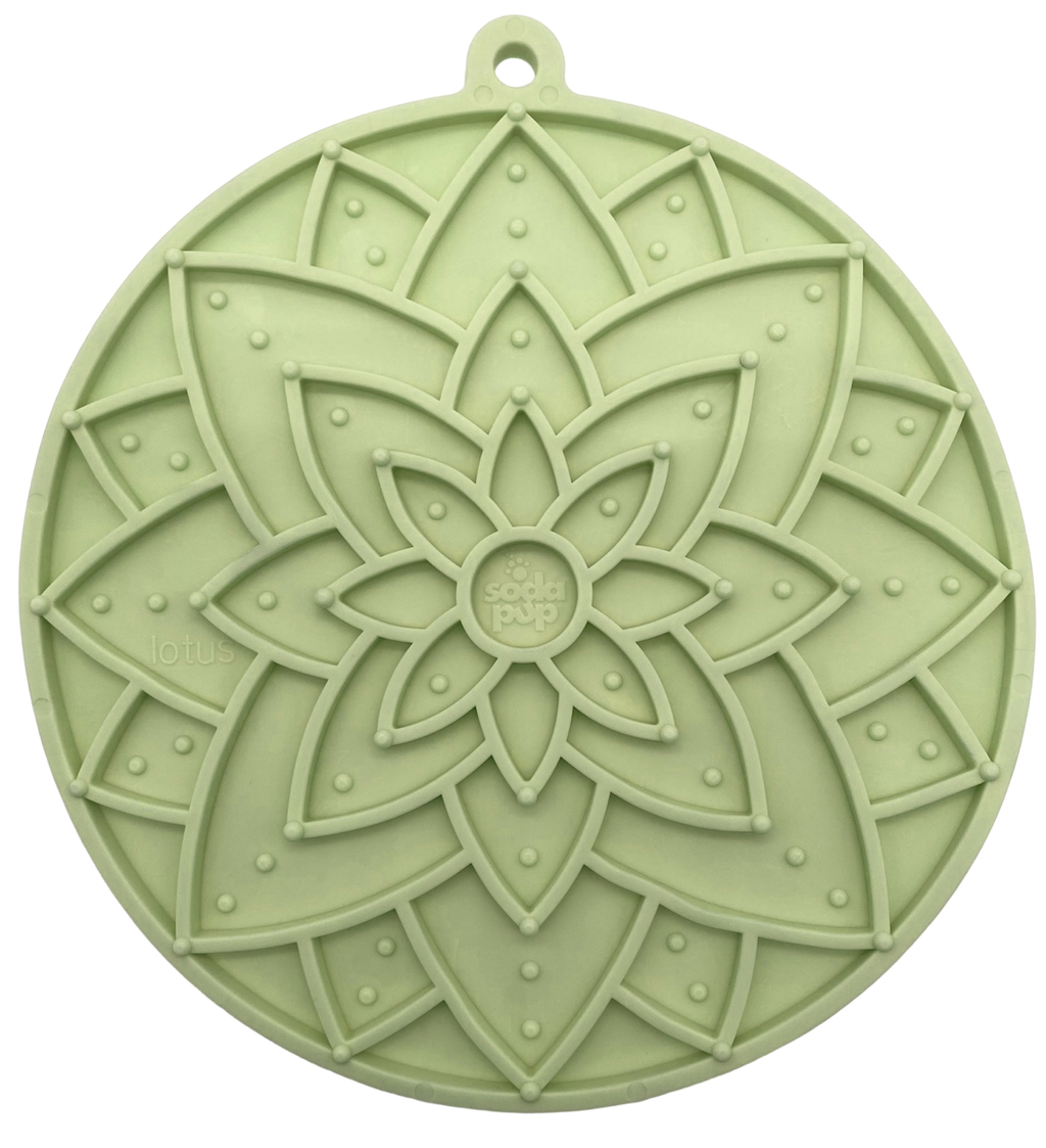 Lotus eMat Enrichment Lick Mat With Suction Cups: Light Green